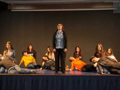 Verr� proposta proprio su questo palco dal 4 al 6 giugno durante "Sken� Salvemini", competizione amichevole in cui cast di studenti provenienti da varie scuole di Puglia e Basilicata si sfidano a colpi di recitazione